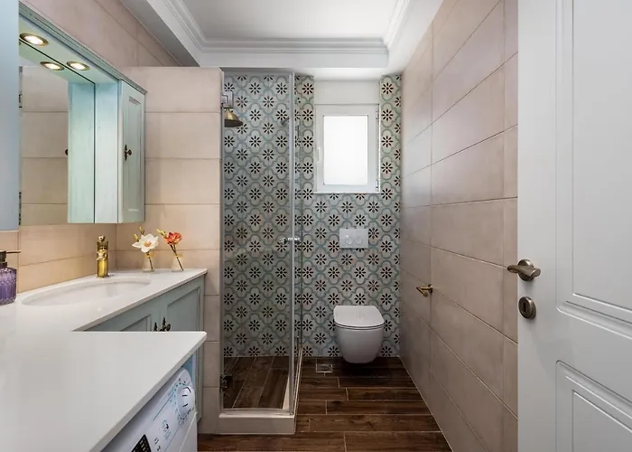 Cypress View Boutique *